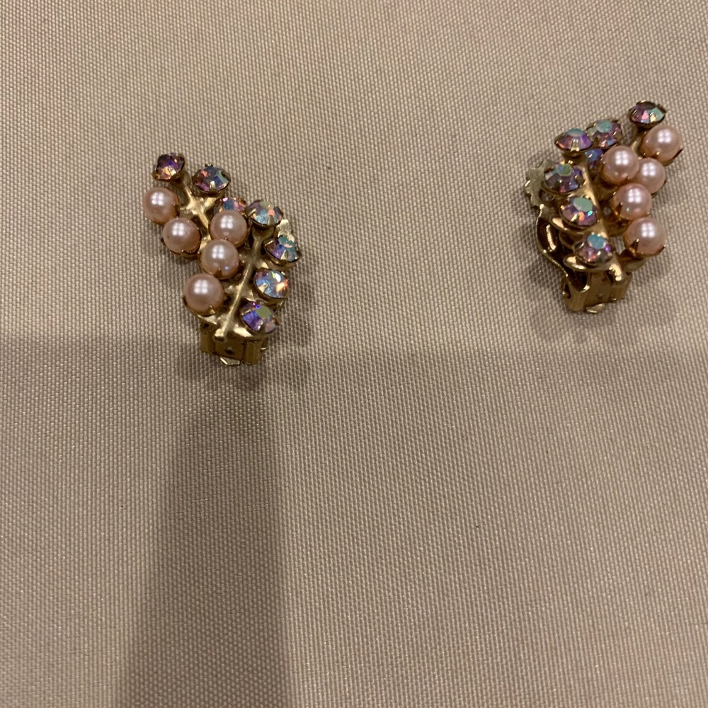 Vintage Goldtone Clip Earrings w/ Faux Pink Pearls & Pink Round Rhinestones 1”